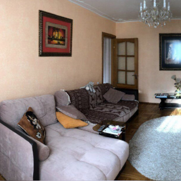 3 кв октябрьский. 90 Квадратных метров квартира. Квартира девяностых. 2 Комнатная квартира на 2 участке. Ремонт квартир 2022